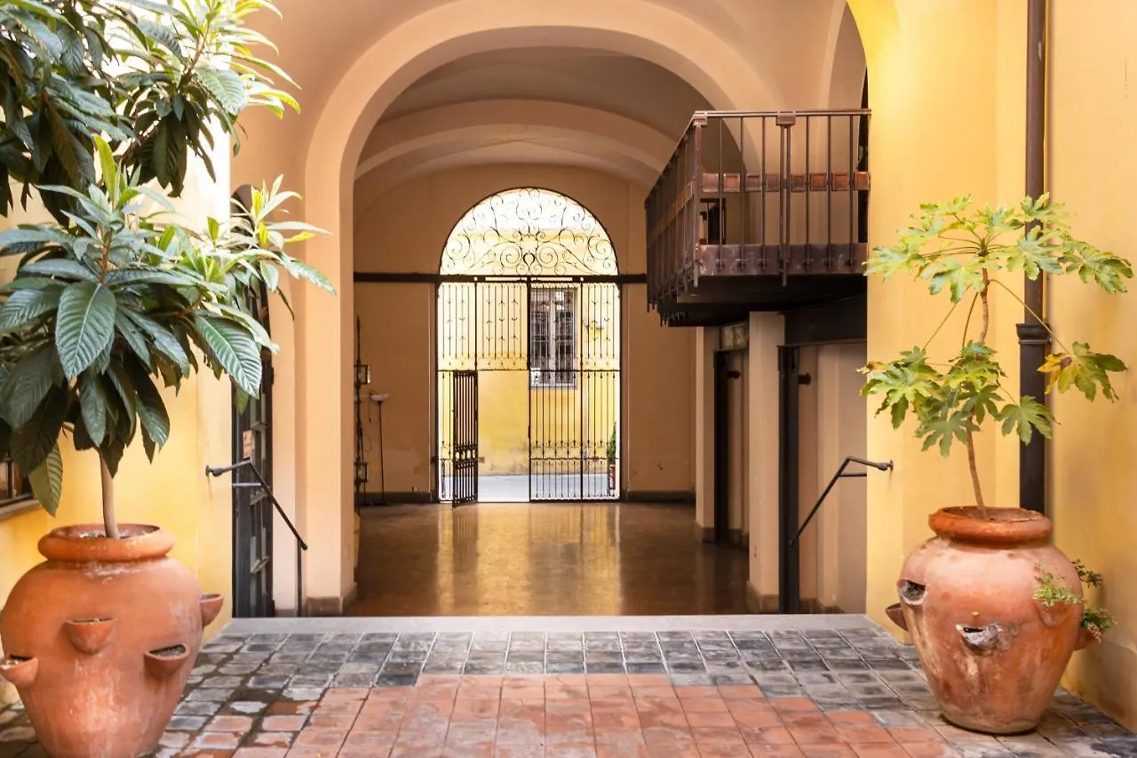 Charme & Chic San Giacomo Rome 0*,  Italy